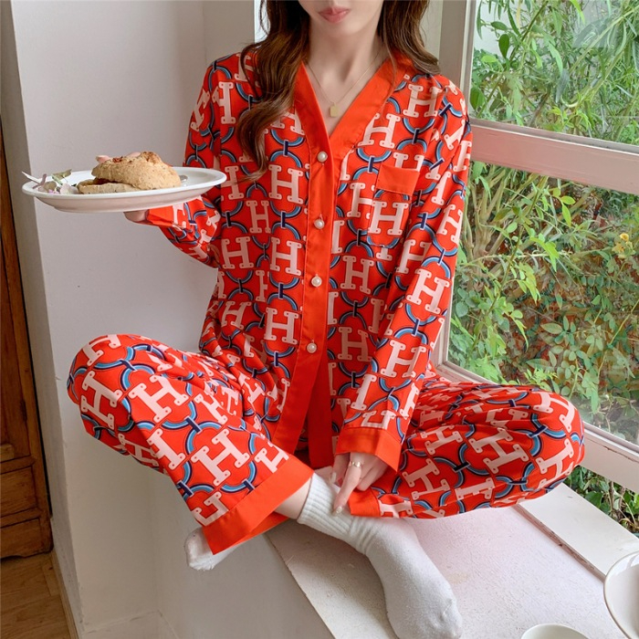 Elegant V-Neck Cardigan Night Suit – Stylish, Breathable, and Comfortable Loungewear for All Seasons - Image 4