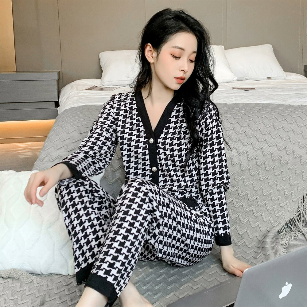 Elegant V-Neck Cardigan Night Suit – Stylish, Breathable, and Comfortable Loungewear for All Seasons - Image 8