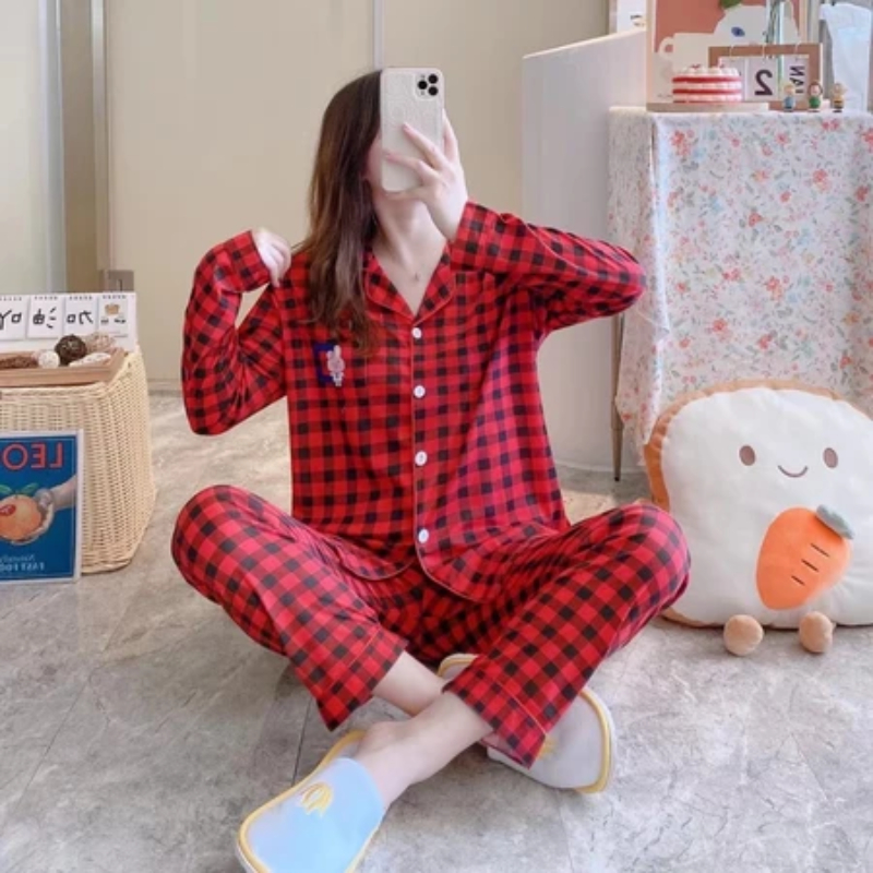 Elegant Comfort Women’s Luxe Long-Sleeve Nightwear Set for Cozy Nights - Image 2