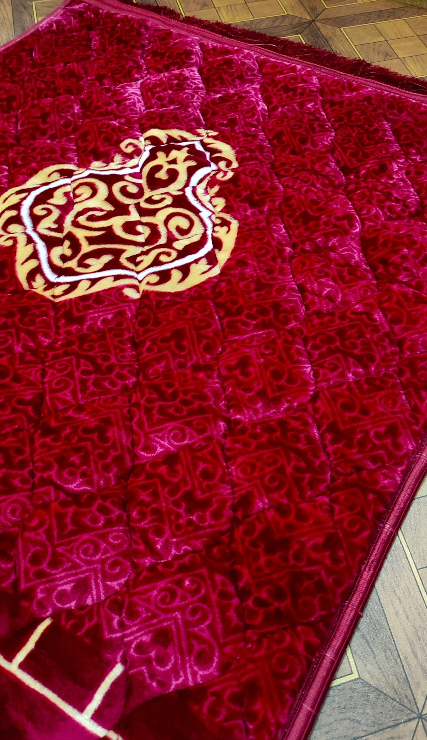 Super Soft Janamaz Orthopedic Padded Foam Cushion 100% Raschel Thick Velvet Non-Slip Muslim Prayer Rug - Image 3